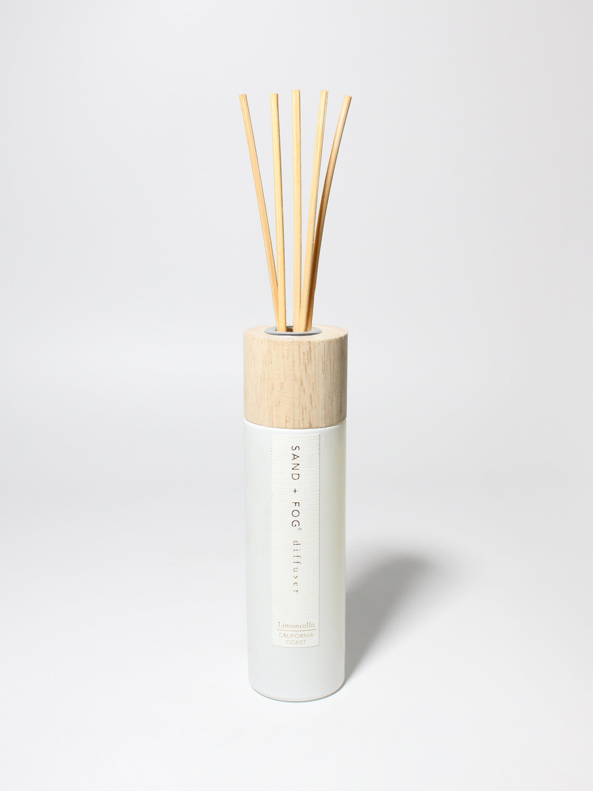 Limoncello reed diffuser White Eggshell vessel with Wood top